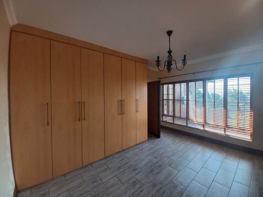 5 Bedroom Property for Sale in Cashan North West